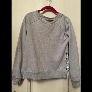 AERIE Gray Sweatshirt with Trendy Side Lacing - Cozy Chic for Every Occasion!